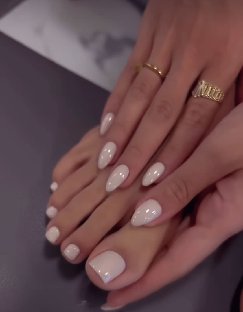 Promo manos y pies: manicure y pedicure permanente